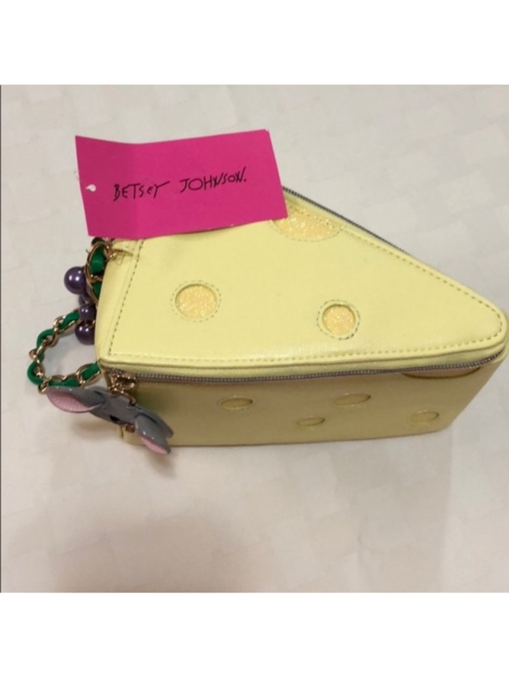 Super rare betsey Johnson cheese clutch wristlet purse “in queso emergency” - Picture 12 of 15